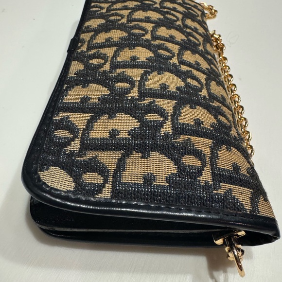 Christian Dior vintage pochette with provided sling - Picture 9 of 15